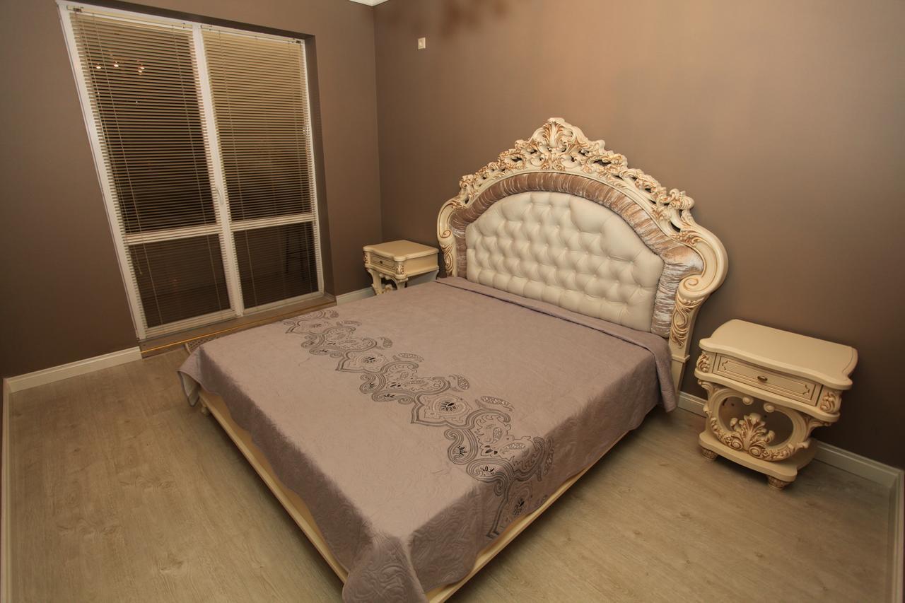 Guest House Esma Sukhumi Exterior photo